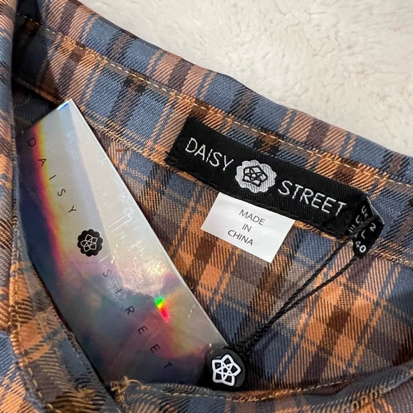 Daisy Street Oversized Orange & Blue Plaid Shirt with Chest Pockets NWT size L - Picture 10 of 11